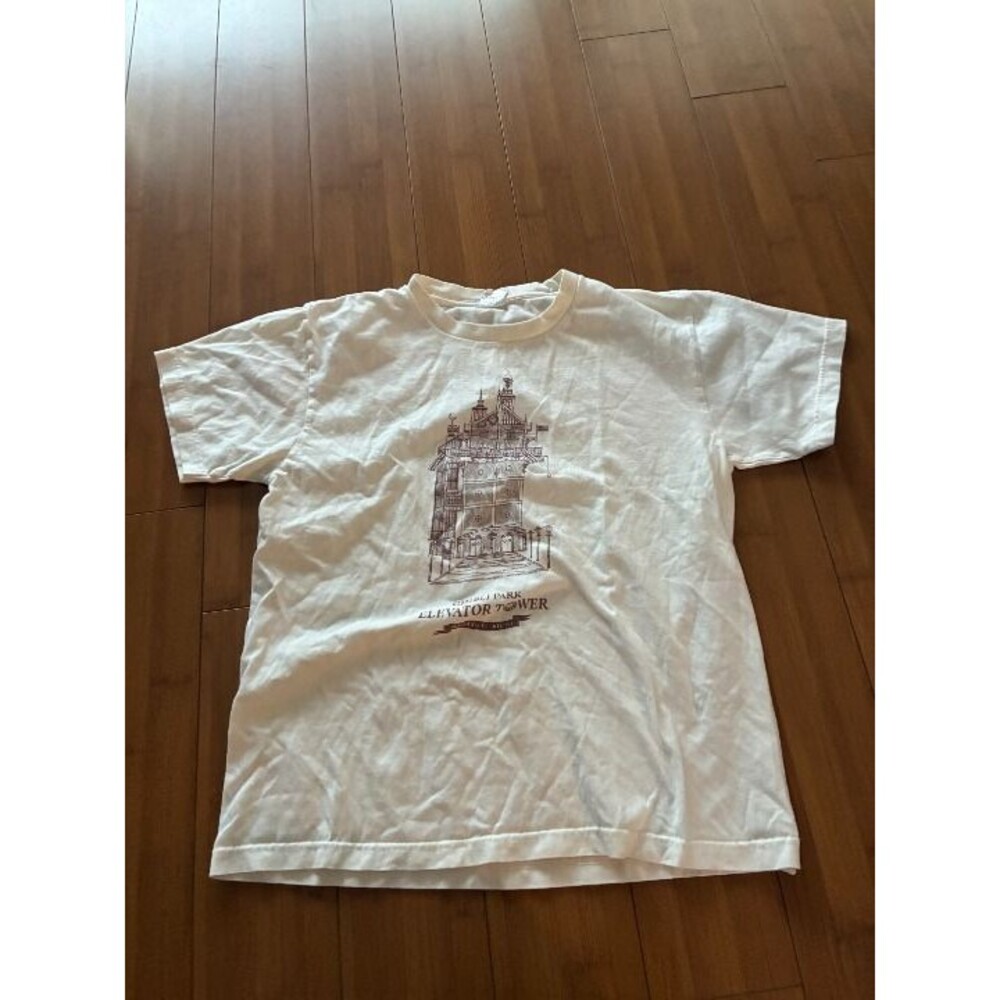 Ghibli Park elevator tower tee women's medium RARE!